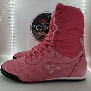 ISO!!! In search of KangaRoos Mambo sneakers women's size 6